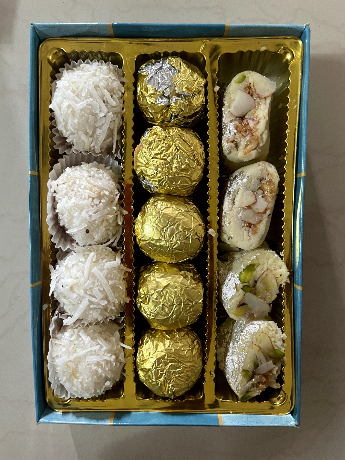 The Festive Classics, open sweet box